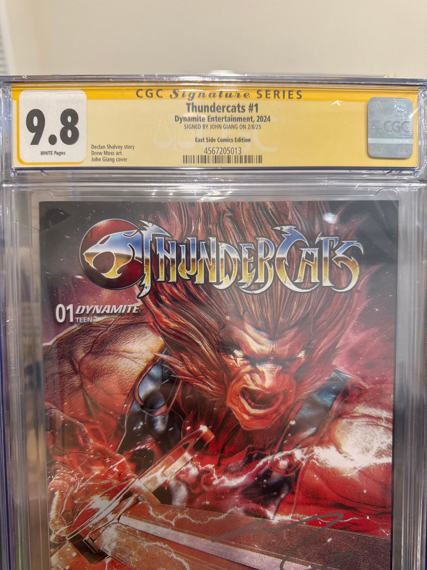 ā” Thundercats #1 (2024) ā East Side Comics Variant | CGC 9.8 Signature Series | Signed by John Giang š„